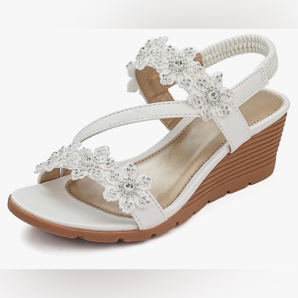 GUC White Wedge Bohemian Sandals